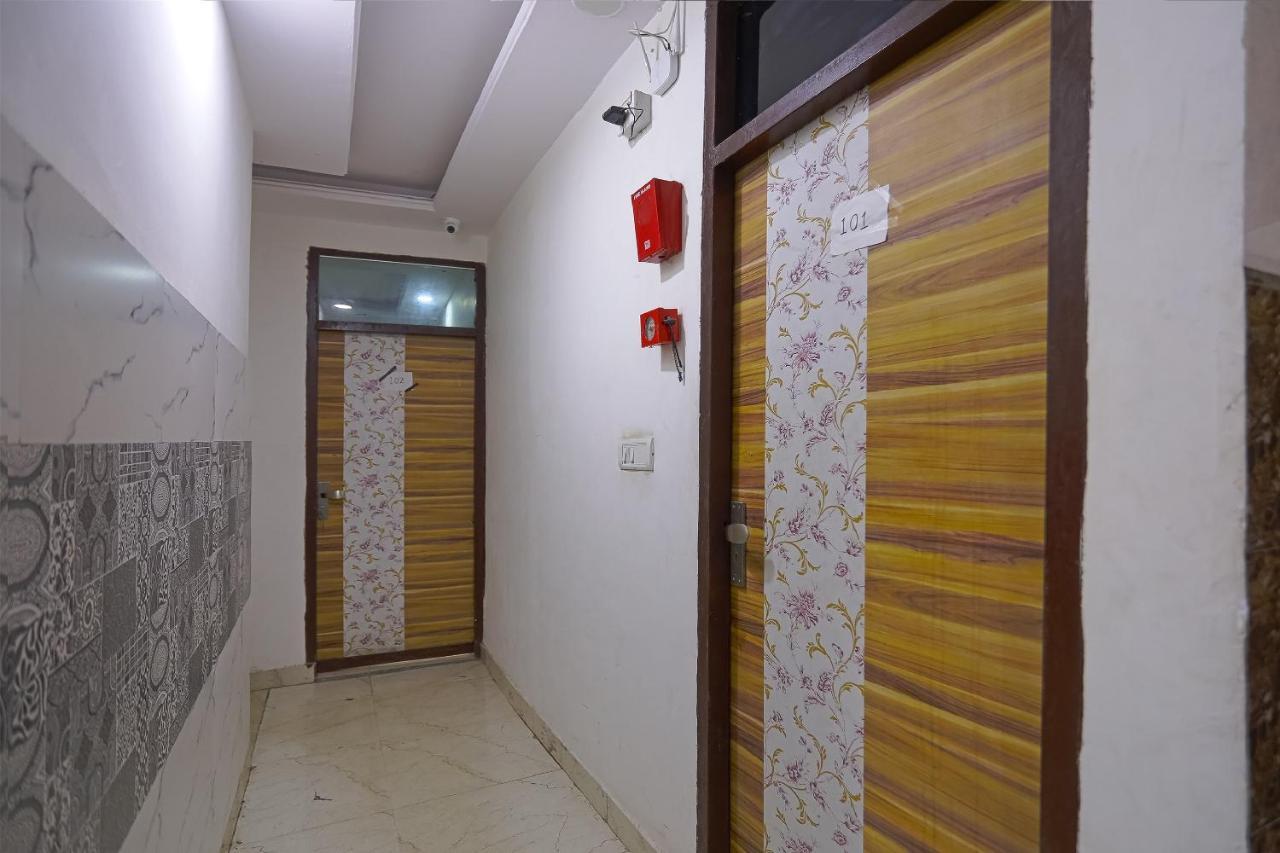 Oyo Flagship 79289 Hotel Grand Keshav Ghaziabad Bagian luar foto